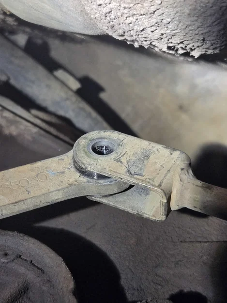 Miếng lót (Bushing) - Cụm cần số hộp số tự động Toyota - Image 2