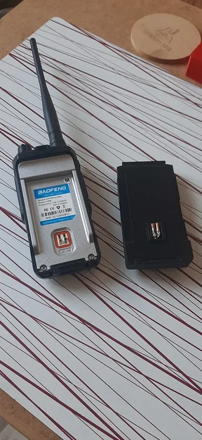 Bộ khung pin 18650 cho máy bộ đàm Baofeng UV15-pro max - Image 1