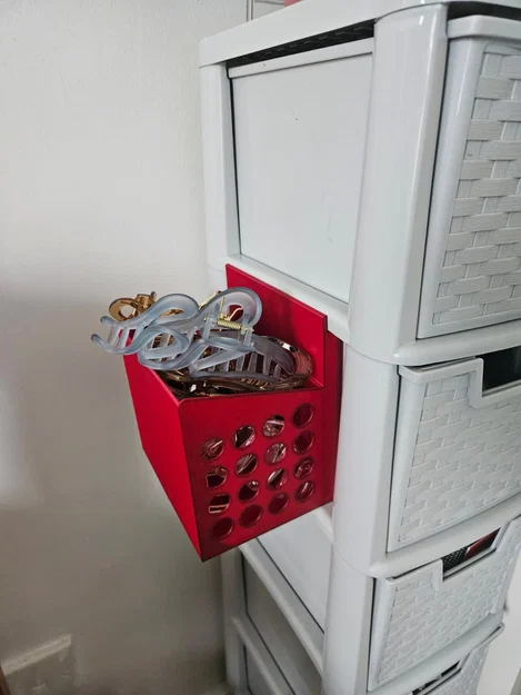 Khay treo đựng mỹ phẩm, phụ kiện trang điểm tiện lợi - Image 1