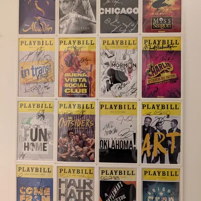 Khung treo Playbill Broadway - Bản remix chắc chắn cho các hệ thống lưới lớn