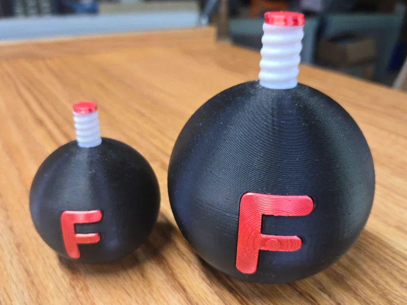 Mô hình trang trí quả bom chữ F độc đáo - The F Bomb 3D - Image 2
