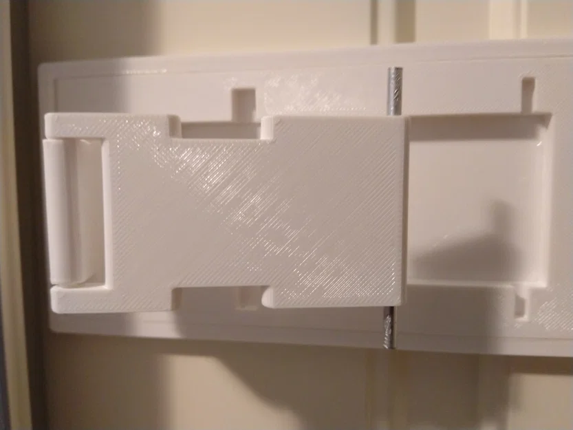 Chốt khóa an toàn cho cửa tủ quần áo lùa - Image 3