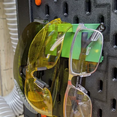 Giá treo kính (Glasses Hangers)