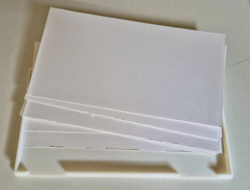 Hộp Đựng Dụng Cụ Vẽ Và Màu Nước Du Lịch - Image 3