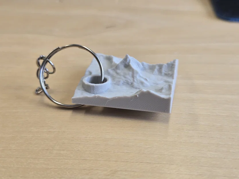 Móc khóa mô hình địa hình đỉnh núi Matterhorn độc đáo - Image 1