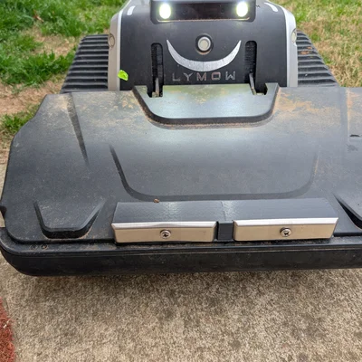 Bộ phận hỗ trợ sạc phía trước (Front Charger) cho Lymow One