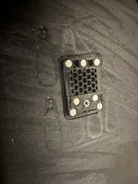 Giá đỡ nam châm cho mô-đun USB Flash Drive DOM - Image 3