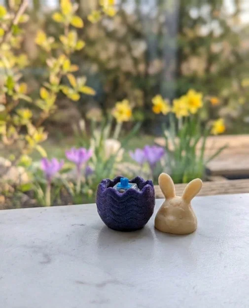 Easter Bunny Clicker (Đồ chơi chú thỏ bấm switch) - Image 4