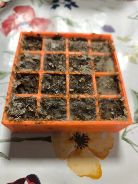 Khuôn đúc viên mồi lửa từ sáp - Image 5