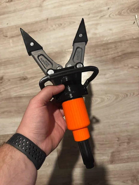 Mô hình thiết bị cứu hộ Holmatro hoạt động được - Image 1