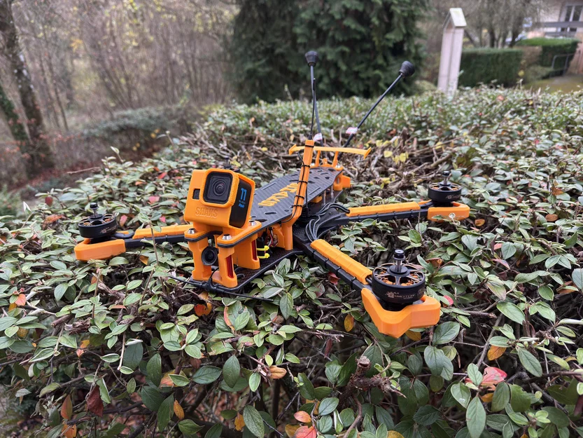 Hyperion 10.5" Drone FPV: Cỗ máy mạnh mẽ, bền bỉ cho mọi hành trình - Image 1