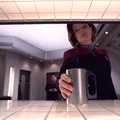 Ly cà phê của Thuyền trưởng Janeway - Thumbnail 4