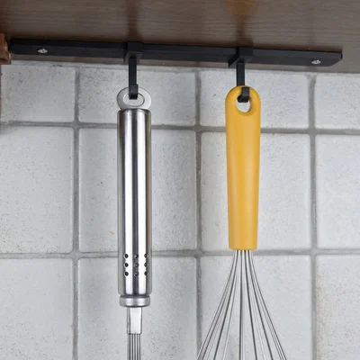 Hệ thống thanh ray kèm móc trượt treo dưới tủ bếp