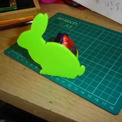 Giá đỡ trứng Phục sinh hình chú thỏ