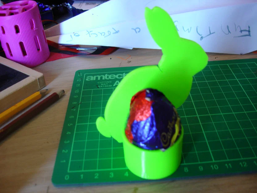 Giá đỡ trứng Phục sinh hình chú thỏ - Image 3