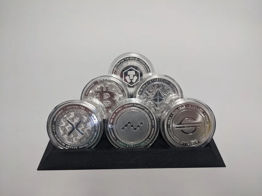 Giá Đỡ Đồng Xu Thử Thách Hình Kim Tự Tháp Nhỏ - Image 1