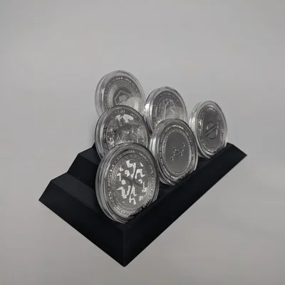 Giá Đỡ Đồng Xu Thử Thách Hình Kim Tự Tháp Nhỏ