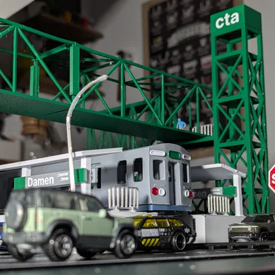 Mô hình diorama Trạm CTA Damen Green Line - Tỷ lệ 1:64