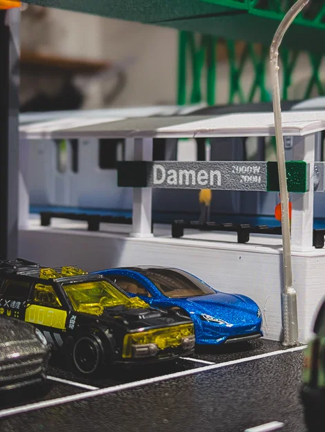 Mô hình diorama Trạm CTA Damen Green Line - Tỷ lệ 1:64 - Image 4