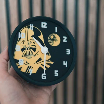 Đồng hồ 3D Darth Vader cực chất cho tín đồ Star Wars