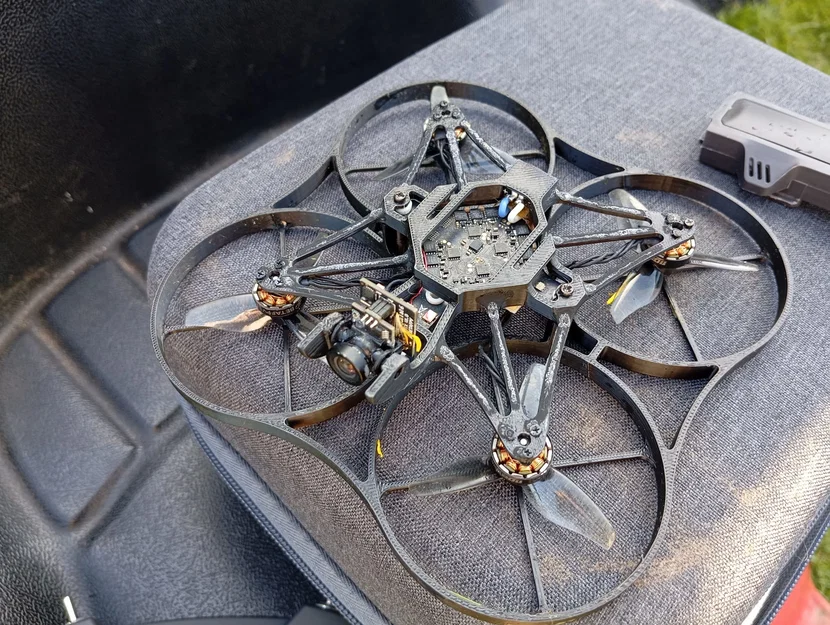 Khung bảo vệ cánh (Prop Guard) siêu nhẹ cho drone Aquila 16 - Image 2