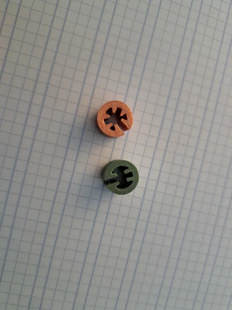 Vòng đánh dấu móc treo quần áo (Hanger Identifiers) giúp tủ đồ ngăn nắp - Image 2