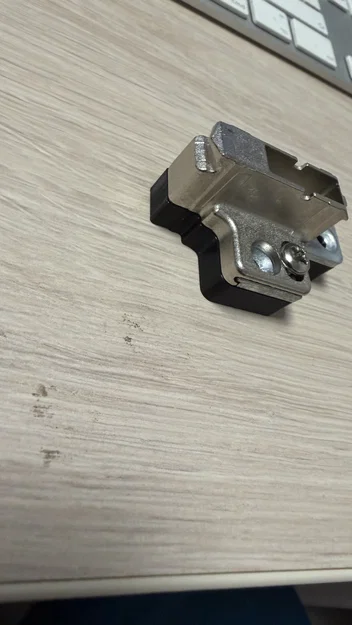 Đế đệm 8mm cho bản lề Blum (Blum podložka 8mm) - File in 3D - Image 2