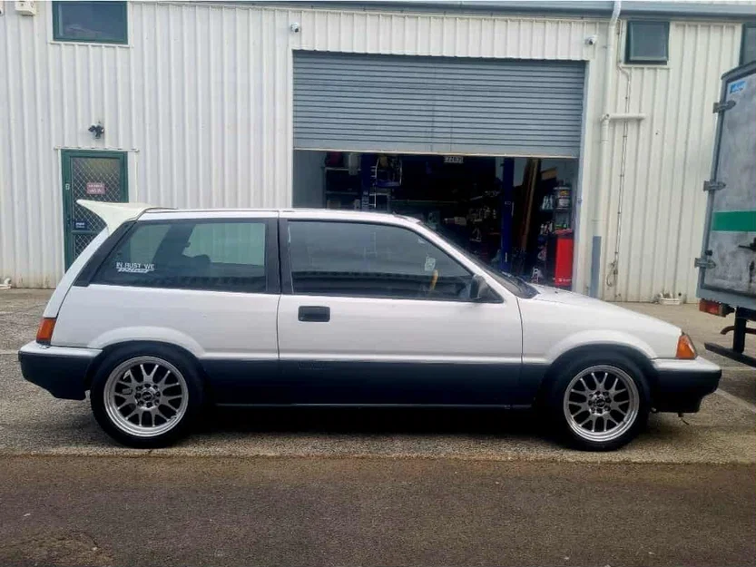 Mô hình cánh gió Kanjo Style cho Honda Civic AT 83-87 - Image 2