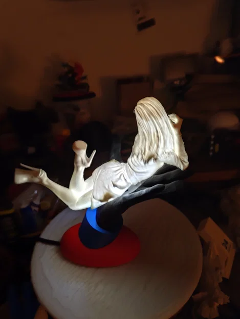 Mô hình đèn "A girl in the hand" - Image 7