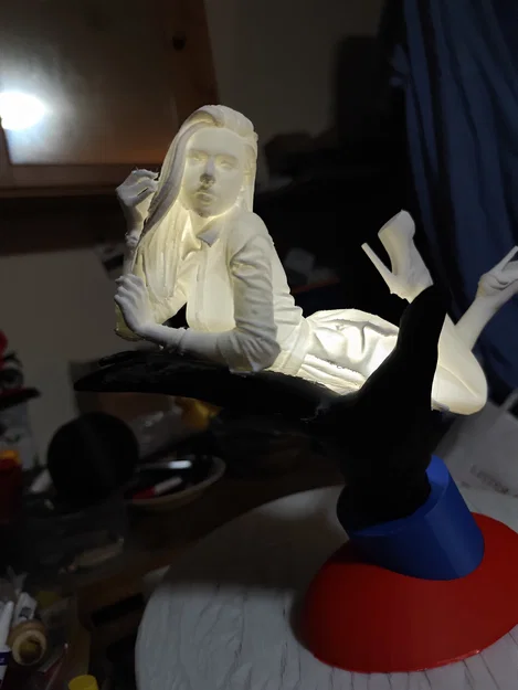 Mô hình đèn "A girl in the hand" - Image 11