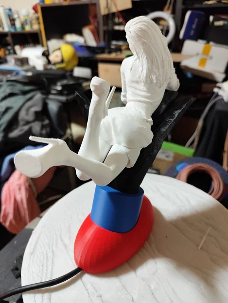 Mô hình đèn "A girl in the hand" - Image 16