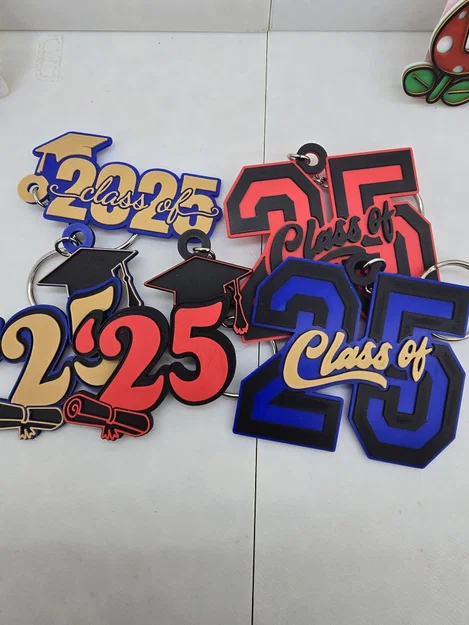Móc khóa Tốt nghiệp năm 2025 - Image 1