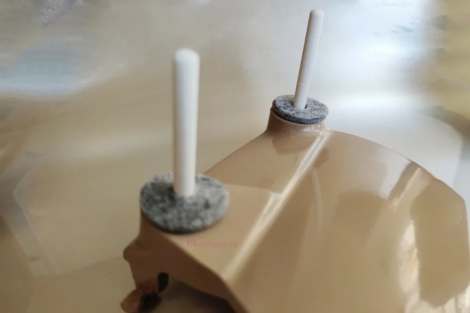 Chốt chỉ và Đế giữ cho máy may Singer Slant-o-Matic - Image 17