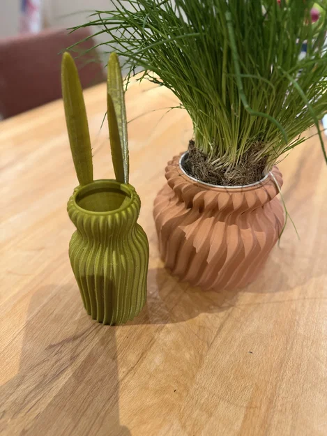 Bình hoa thỏ phục sinh - Easter Bunny Vase - Image 1