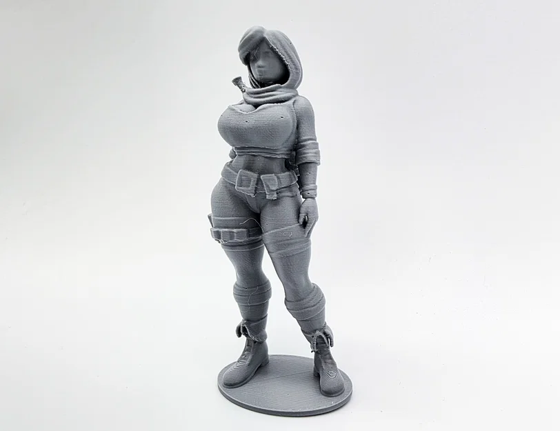 Mô hình nữ Rogue (Female Rogue Figurine) - Image 5