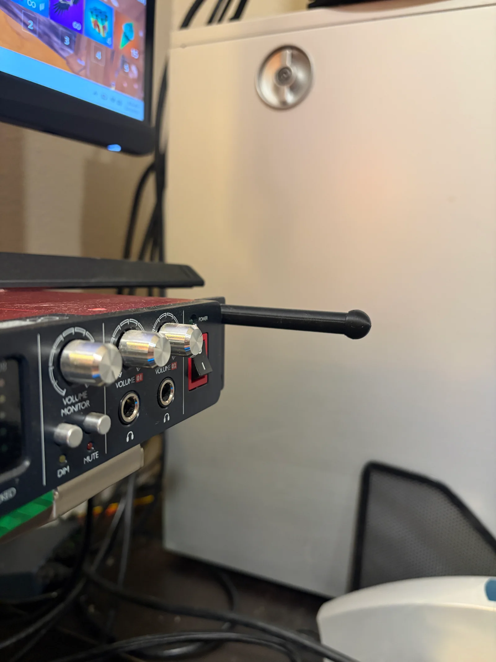Móc treo tai nghe dành cho tủ Rack 1