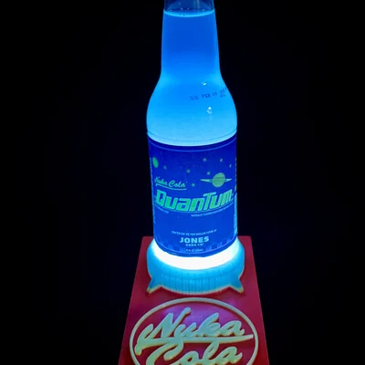 Đế trưng bày Nuka Cola Quantum độc đáo cho fan Fallout