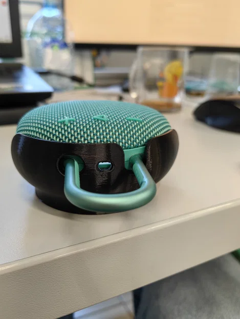 Giá đỡ loa JBL Clip 3 gắn xe đạp - Thiết kế tối ưu tiện dụng - Image 3