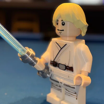 Mô hình Star Wars Luke Skywalker Brick MegaFigure (Tỷ lệ 5:1)