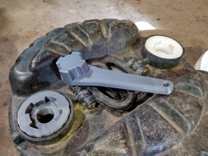 Cờ-lê mở nắp thùng phi (Đã cải tiến) - Image 1