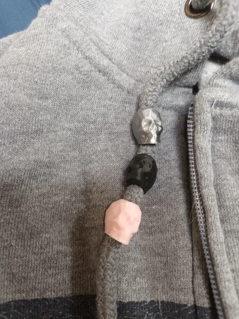 Mẫu in 3D hạt xỏ trang trí hình đầu lâu phong cách Low Poly độc đáo - Image 2