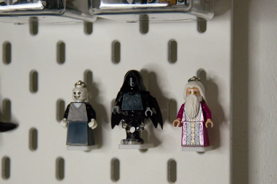IKEA Skadis | Giá treo LEGO Minifigure phẳng và tiện lợi - Image 2