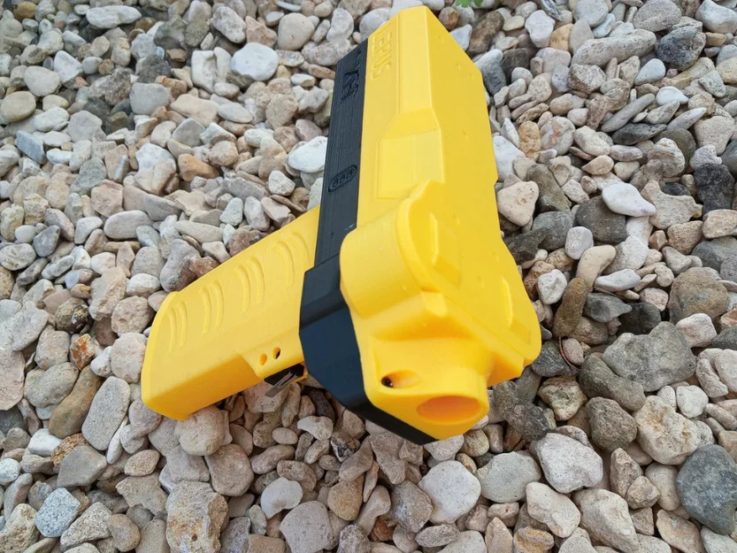 Lepus Full auto Talon Nerf Blaster mk2 - Image 3