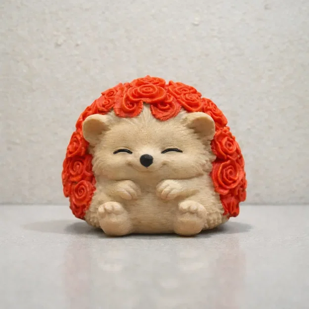 Chú Nhím Đáng Yêu Bên Những Đóa Hồng - Image 2