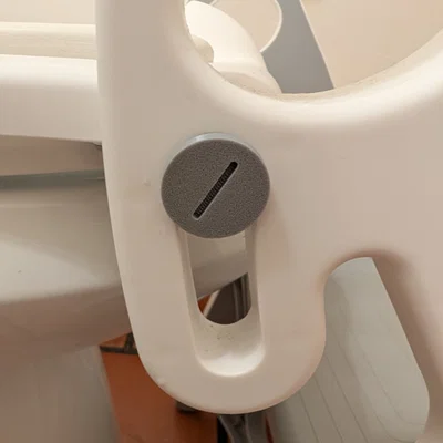 Bộ ốc vít thay thế cho ghế bô trẻ em (Potty step stool screw)