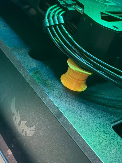 Giá đỡ GPU siêu nhỏ có thể điều chỉnh độ cao - Image 2