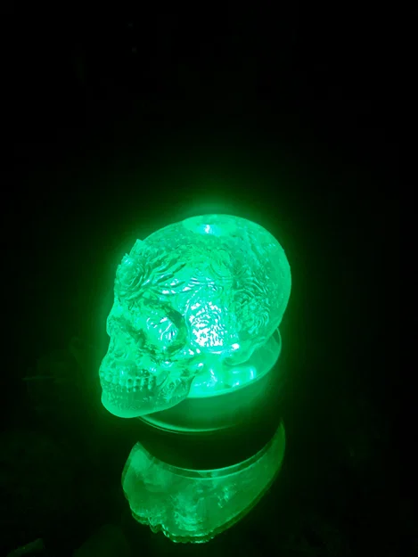 Ống cắm bút hình đầu lâu pha lê (Crystal Skull) - Image 9