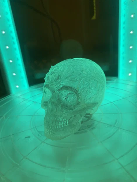 Ống cắm bút hình đầu lâu pha lê (Crystal Skull) - Image 10