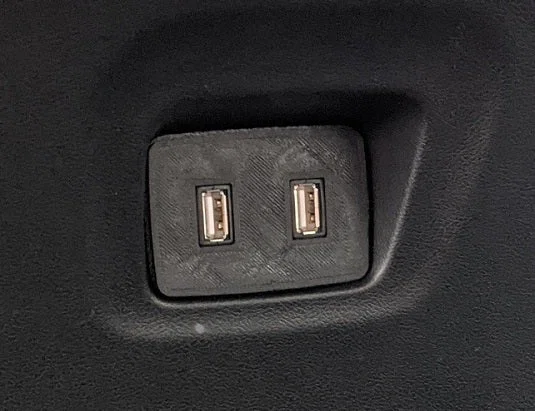Nắp che 2 cổng USB cho Citroen Jumper / Ducato - Image 1