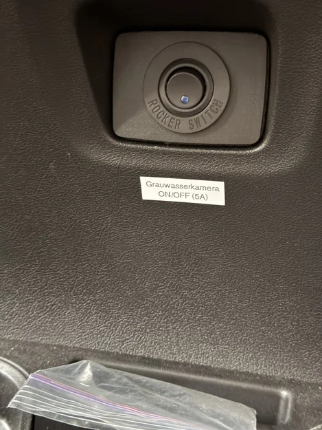 Nắp che công tắc bảng điều khiển trung tâm xe FIAT Ducato - Image 1